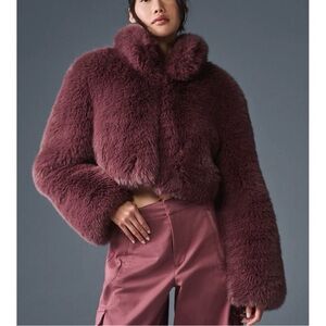 New Alo Opulent Faux Fur Cropped Jacket  Coat Burgundy Truffle Extra Small NWT
